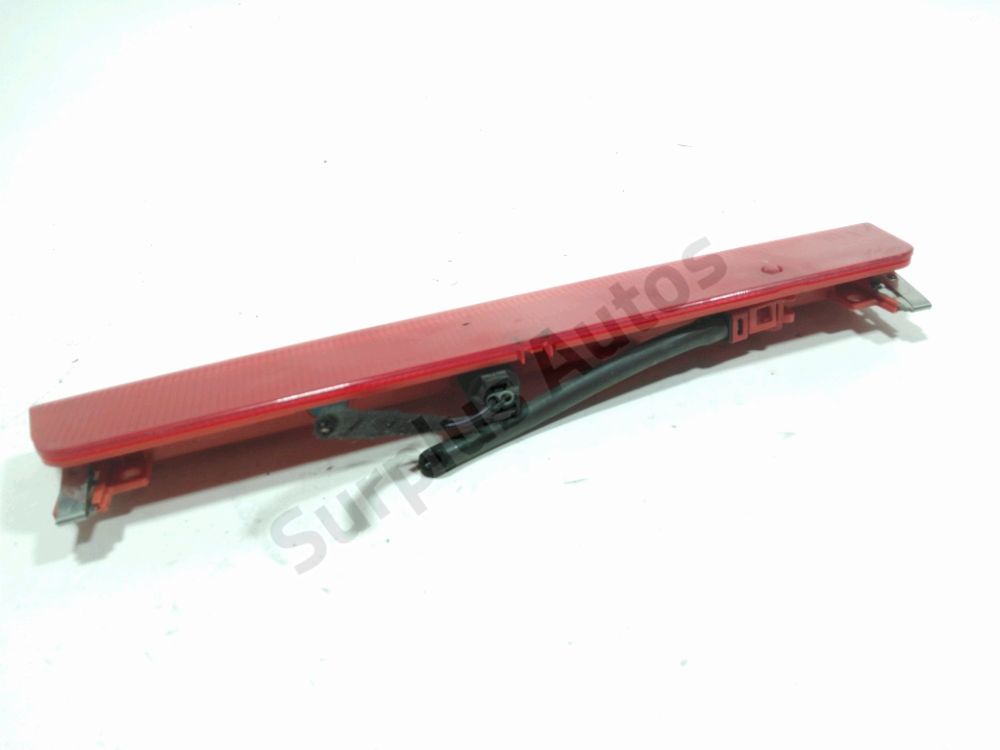 Feu stop supplémentaire