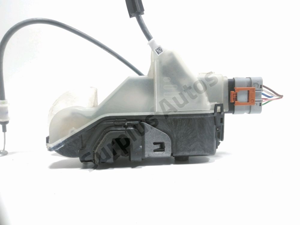 Serrure de porte avant gauche