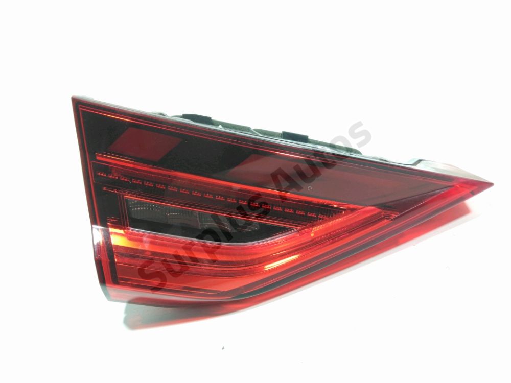 Feu arriere interieur gauche