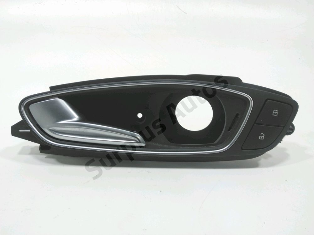 Poignee interieure porte avant gauche