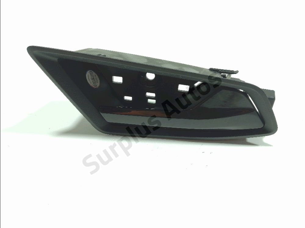 Poignée intérieure porte avant droite