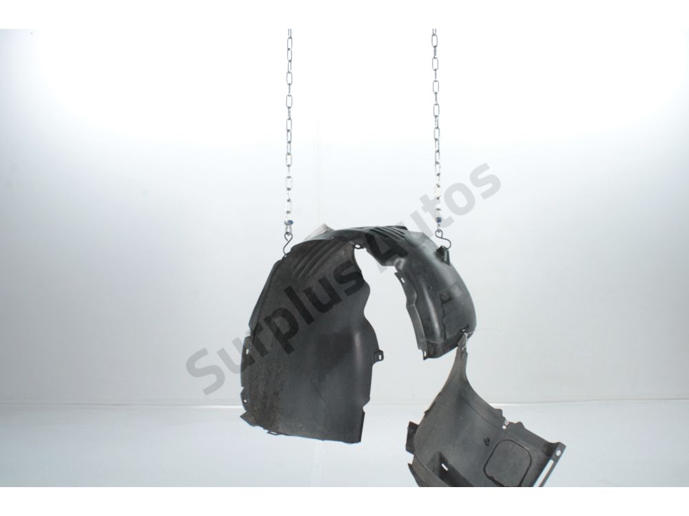 Pare-boue avant droit