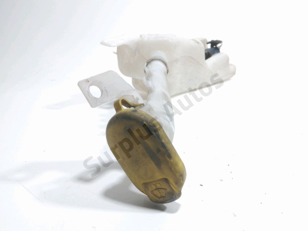 Réservoir de lave glace avant