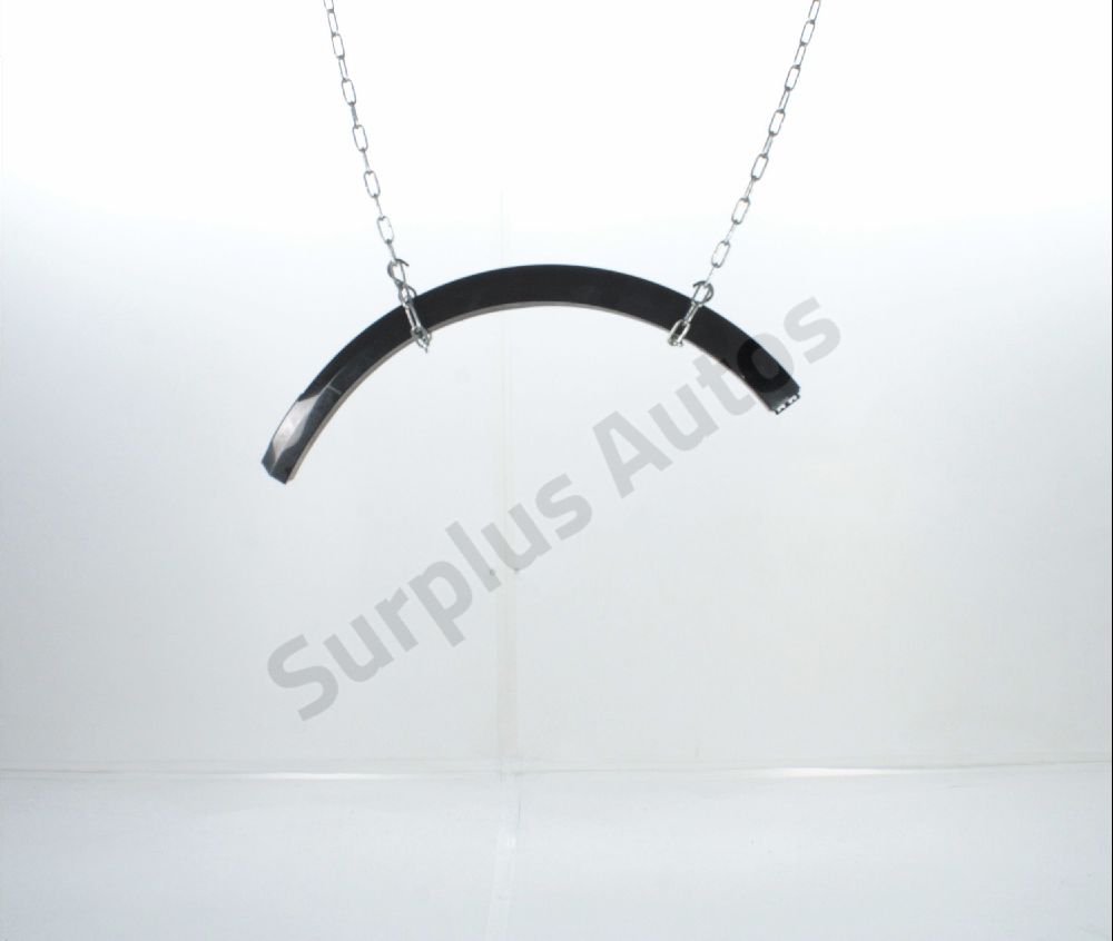 Elargisseur d'aile arrière gauche