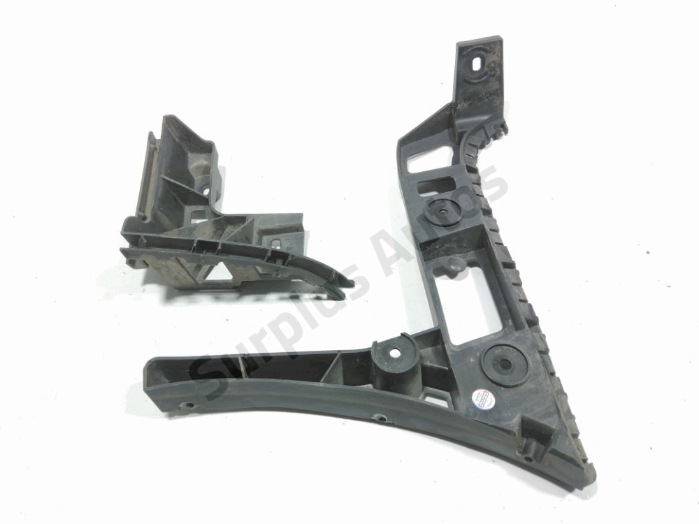 Support gauche de pare-choc arriere