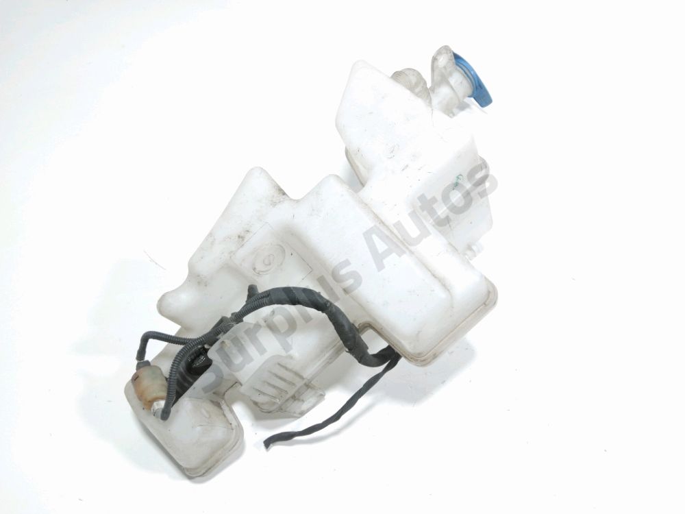 Réservoir de lave glace avant