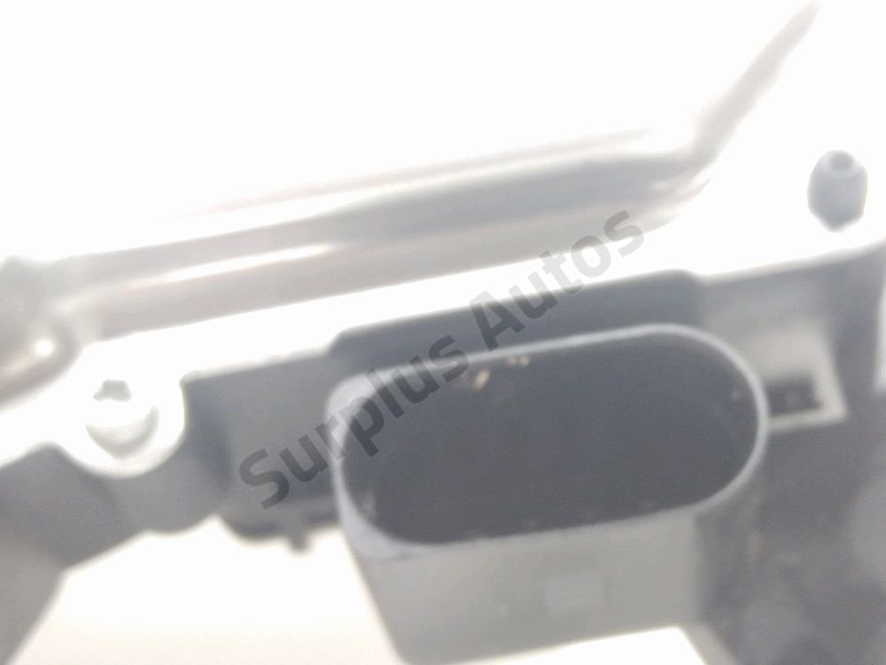 Moteur d'essuie glace arrière