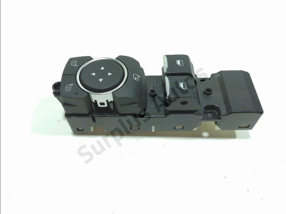 Commande leve-vitre avant gauche