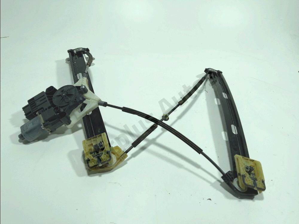 Lève-vitre électrique avant droit