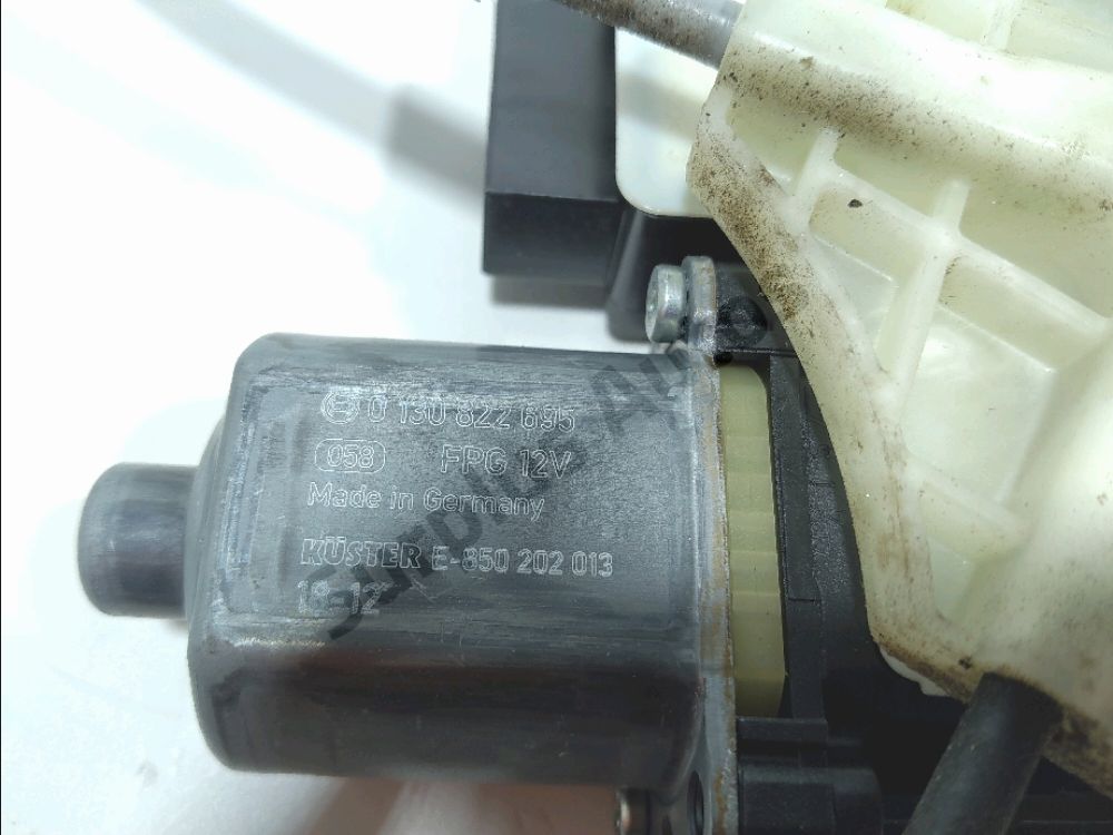 Lève-vitre électrique arrière gauche