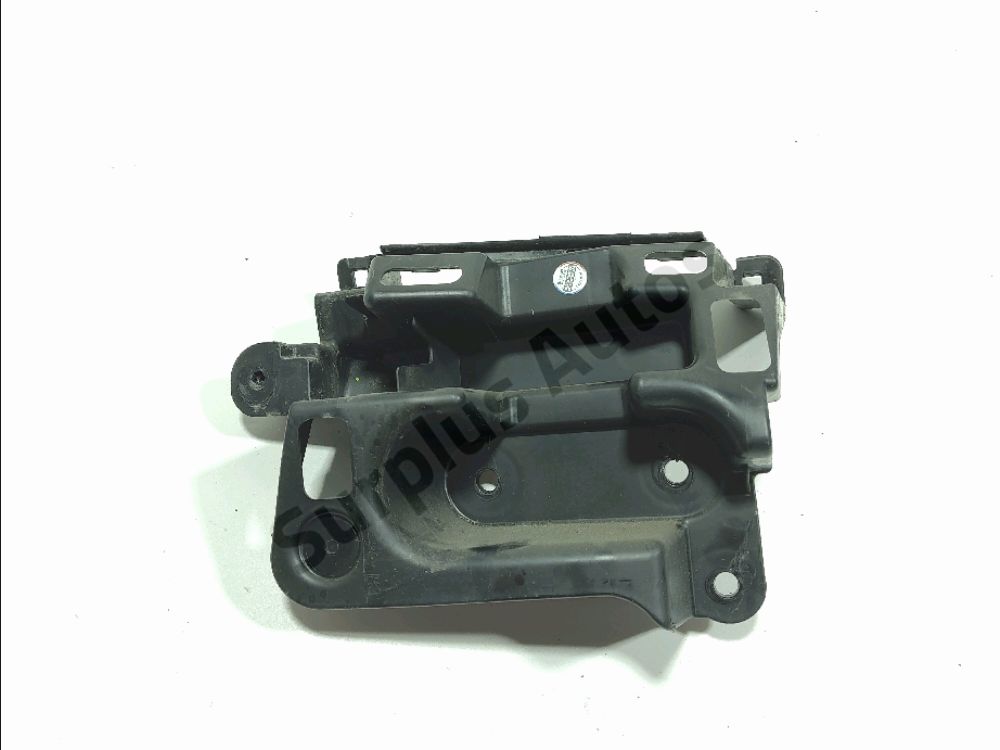 Support droit de pare-choc arrière