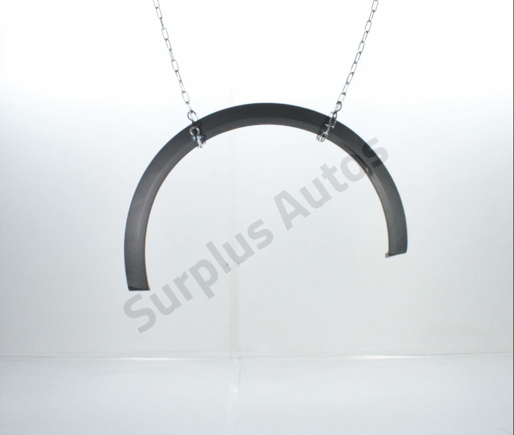 Elargisseur d'aile arrière gauche