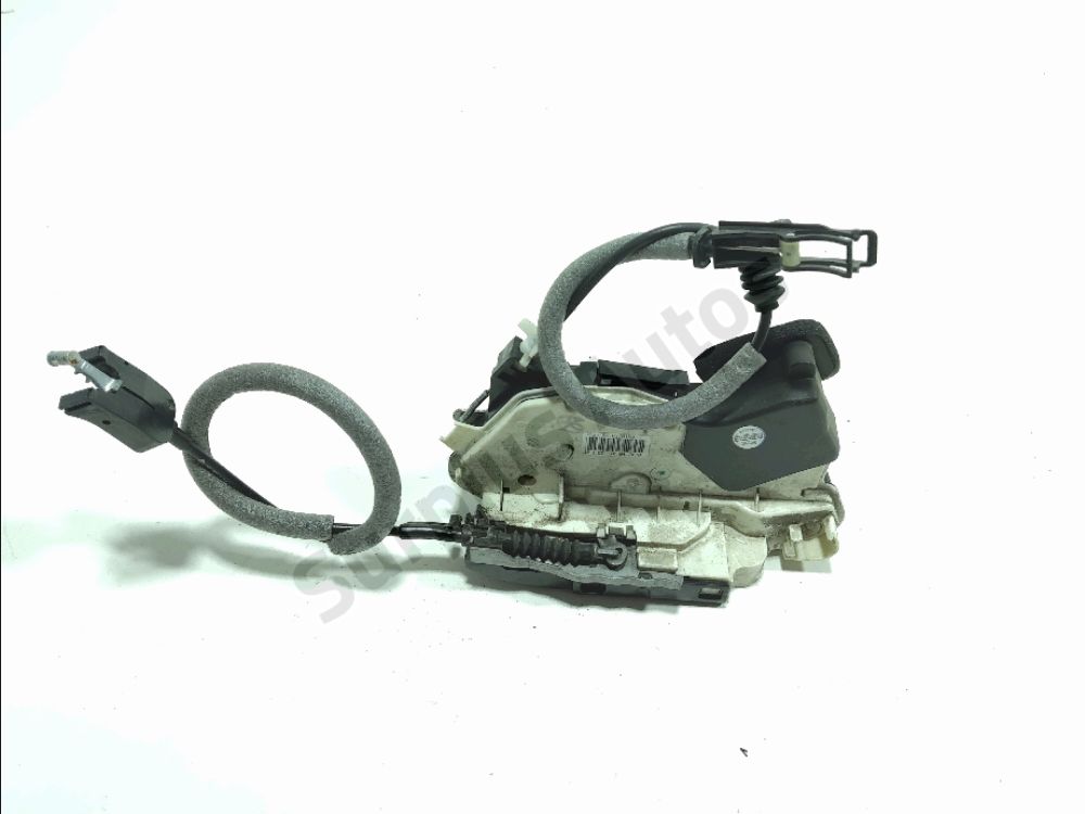 Serrure de porte avant gauche