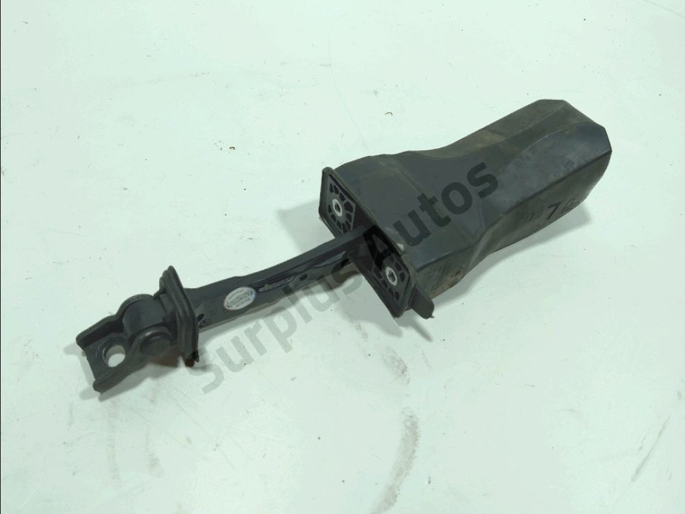 Tirant de porte avant droit