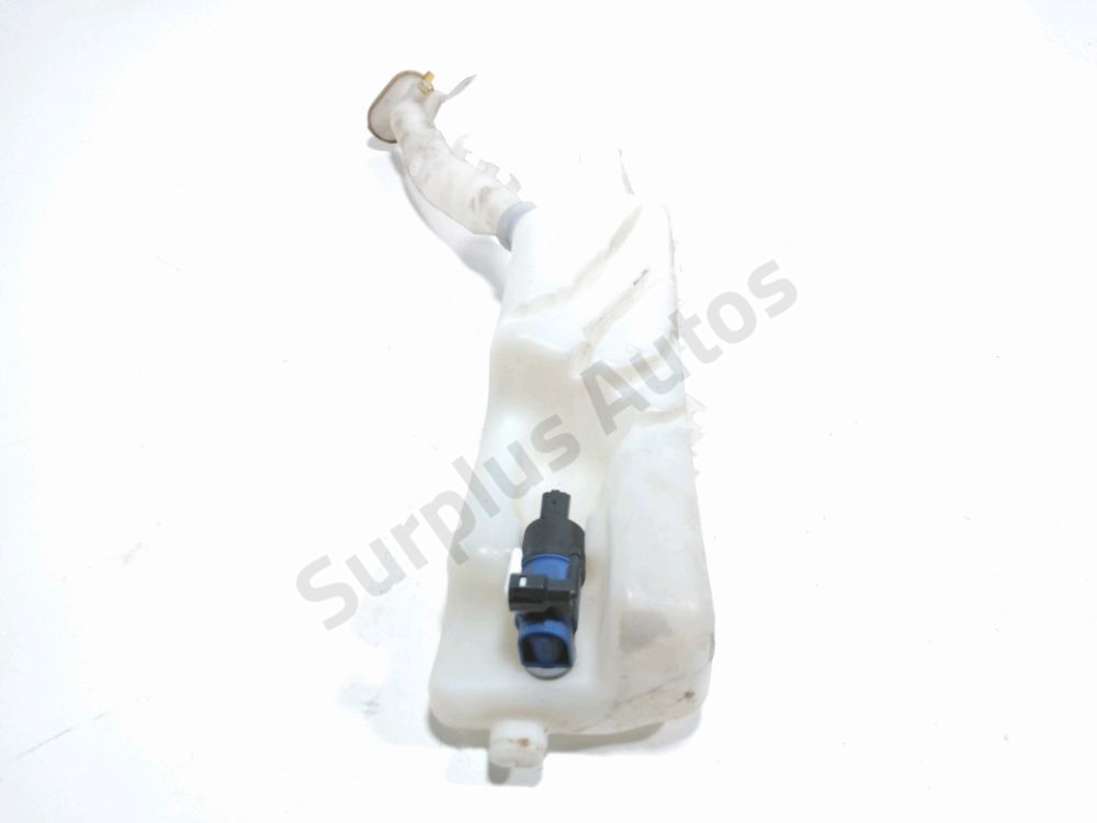 Réservoir de lave glace avant