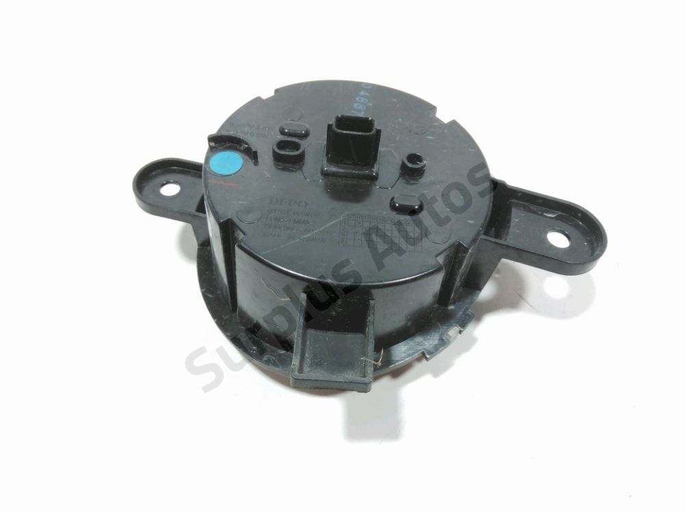 Feu diurne avant droit