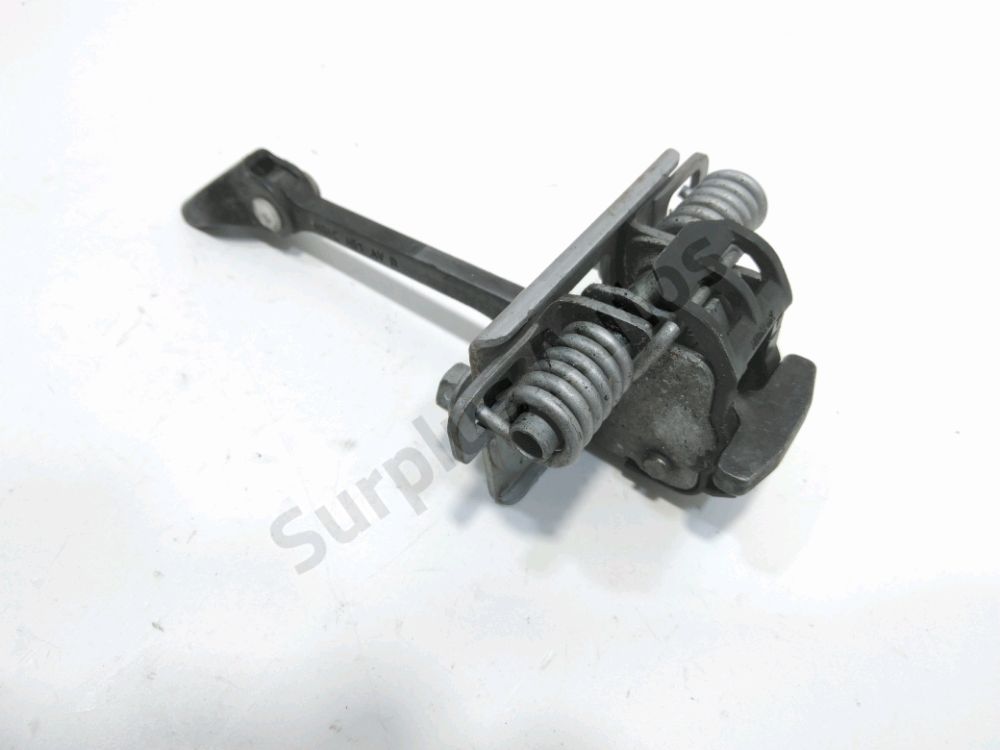 Tirant de porte avant droit