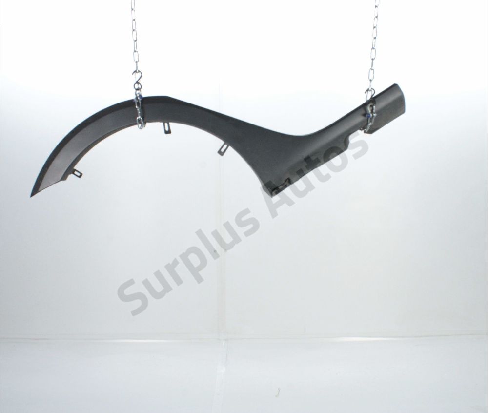 Elargisseur d'aile arrière droit