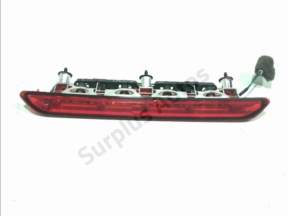 Feu stop supplementaire