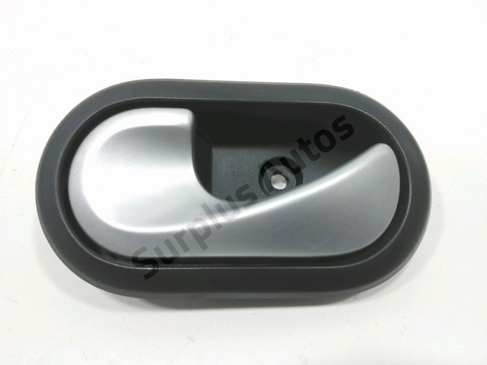 Poignée intérieure porte avant gauche