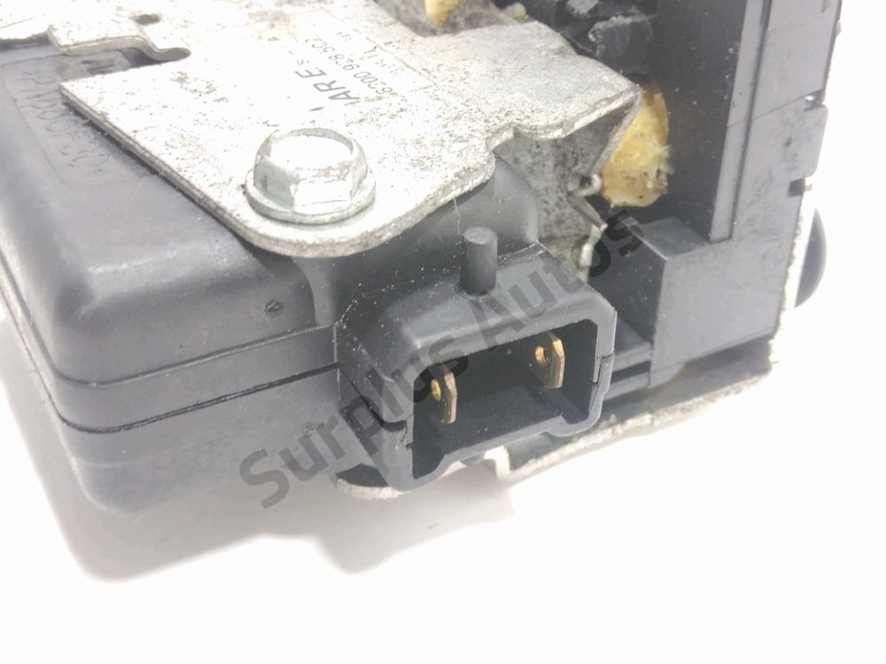 Serrure de porte arrière gauche