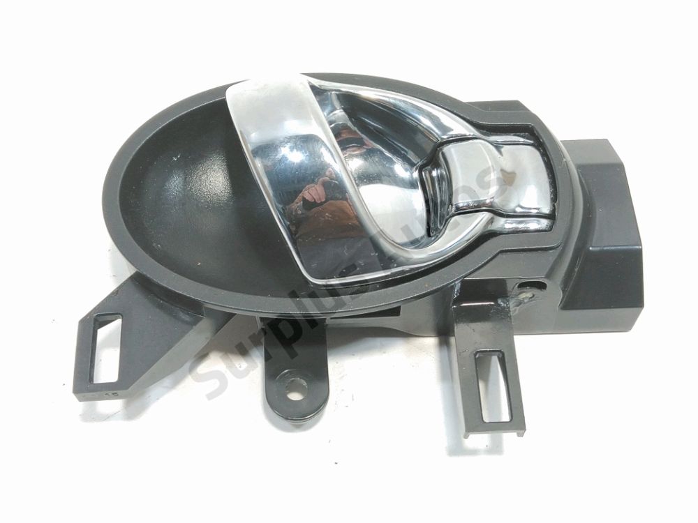 Poignee interieure porte arriere droite