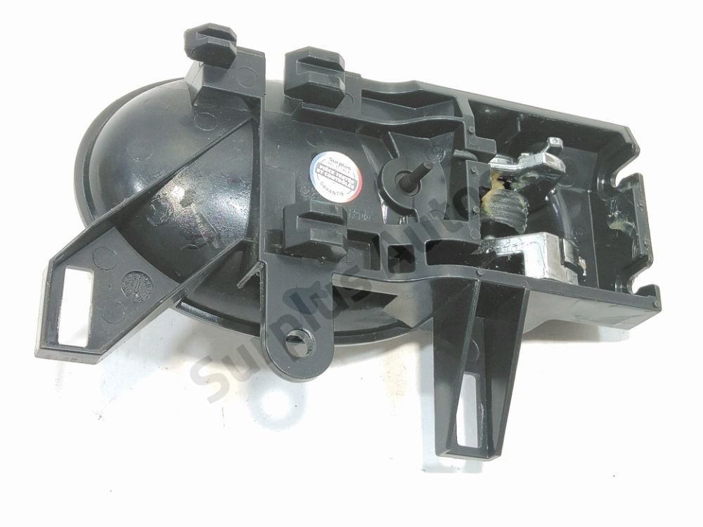 Poignée intérieure porte arrière gauche