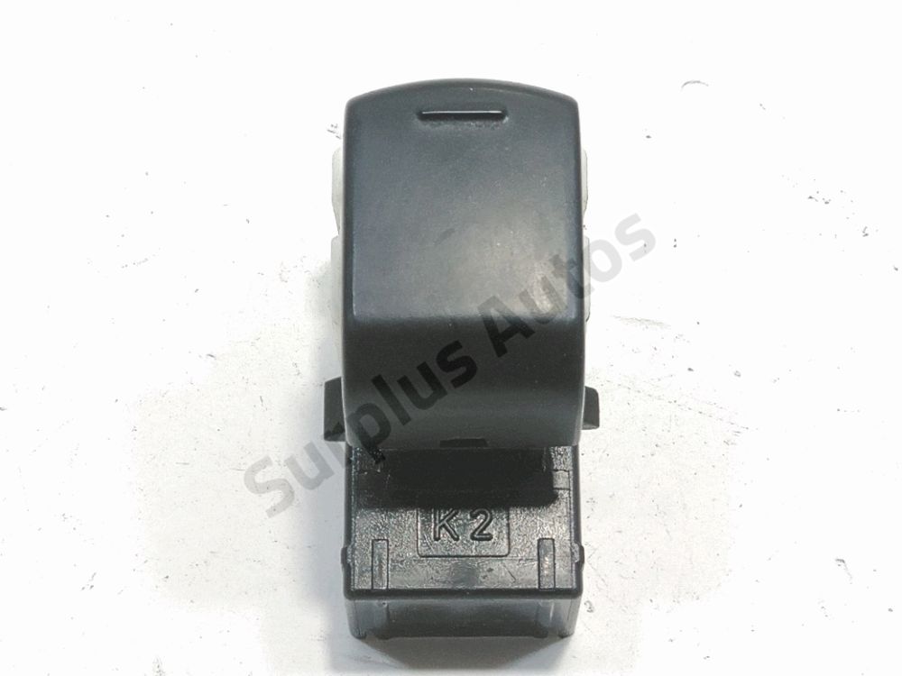 Commande leve-vitre avant droit