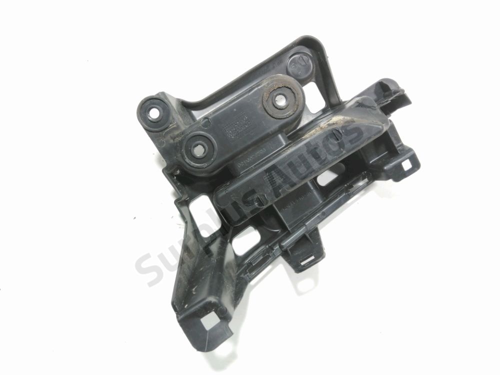 Support gauche de pare-choc arrière