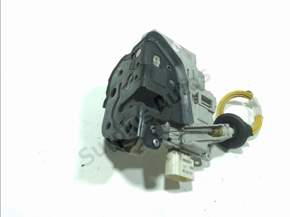 Serrure de porte avant gauche