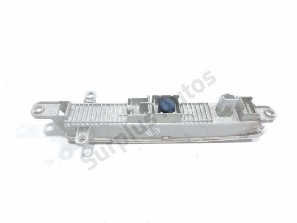 Feu diurne avant gauche