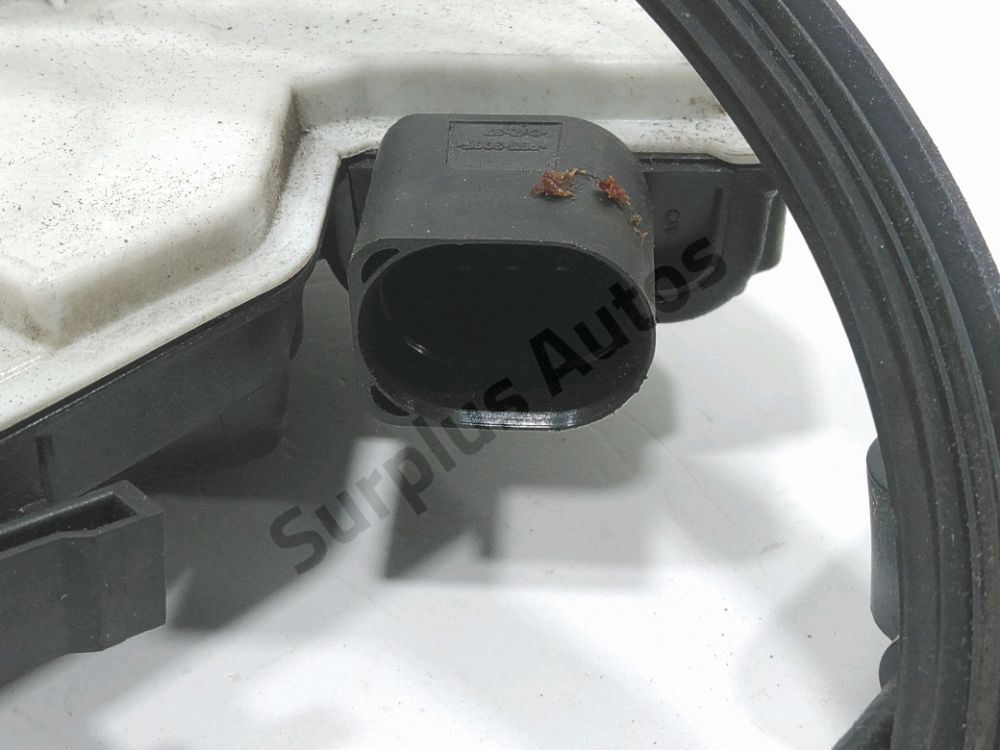 Serrure de porte avant droite