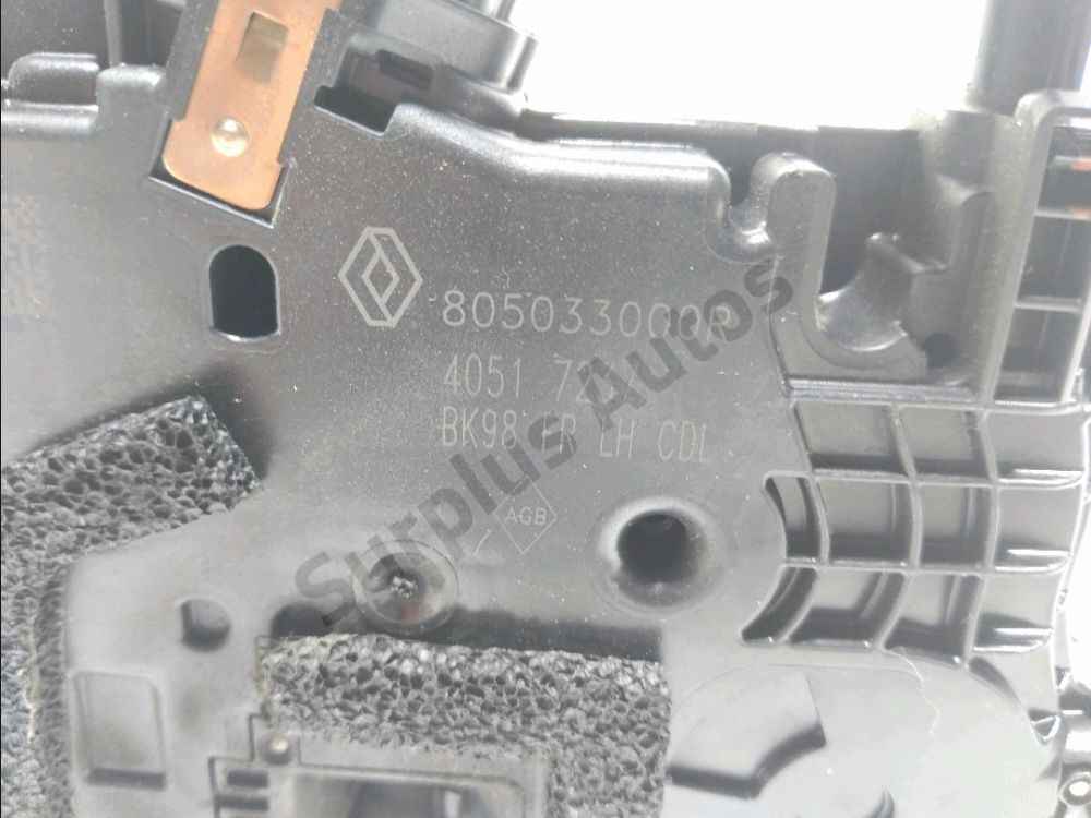 Serrure de porte avant droite