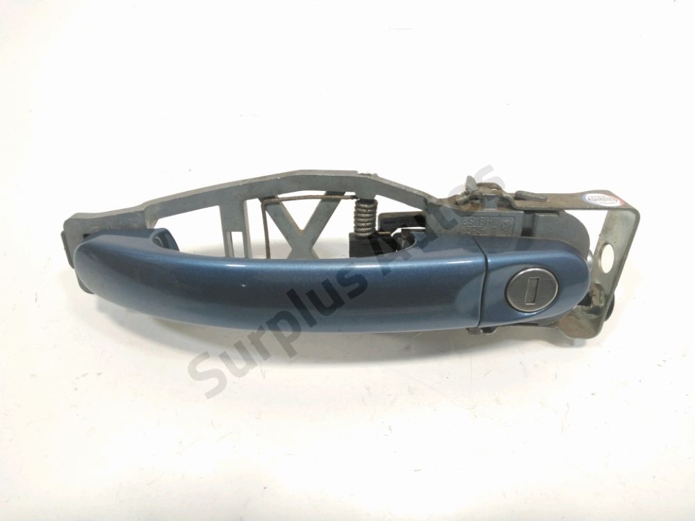 Poignee exterieure avant gauche