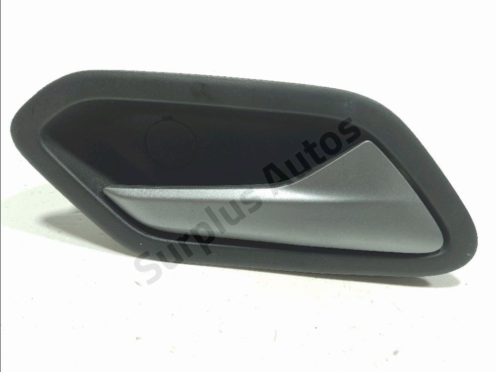 Poignée intérieure porte avant droite