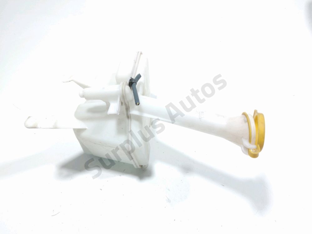 Réservoir de lave glace avant