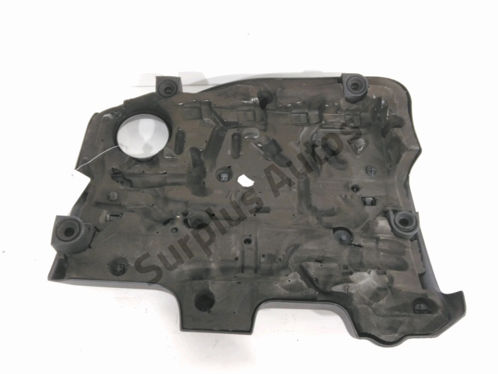 Cache moteur supérieur
