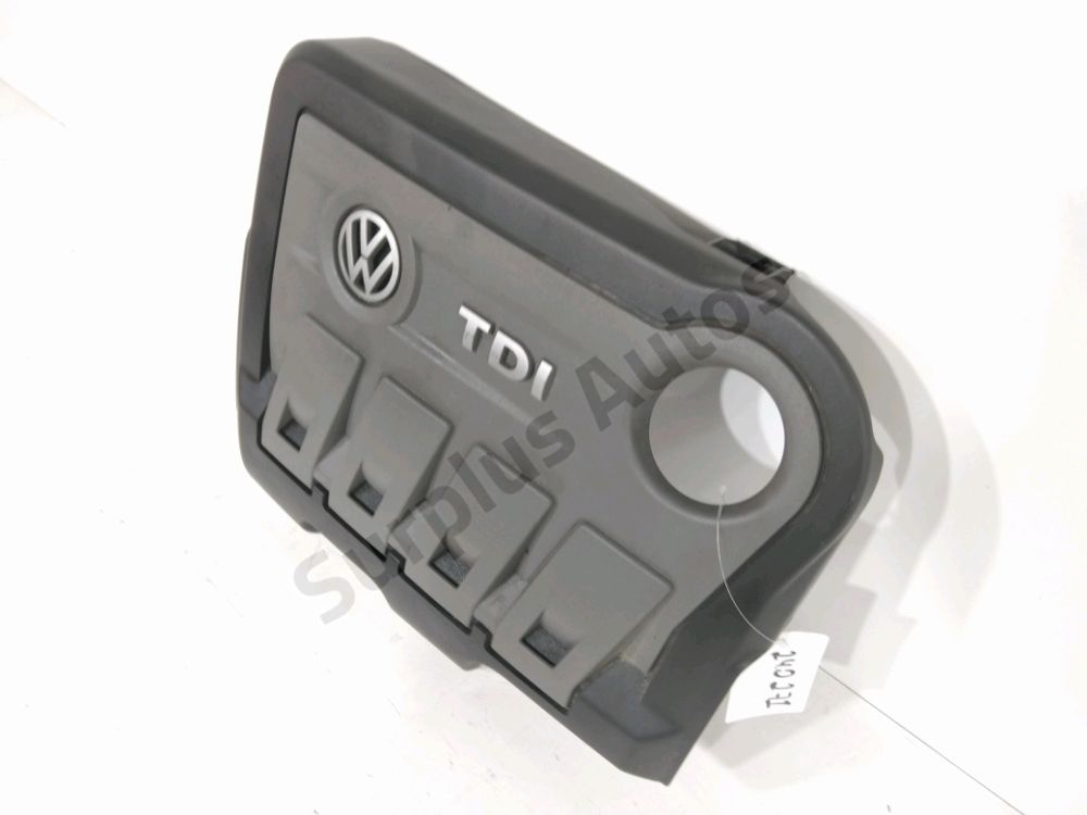 Cache moteur supérieur