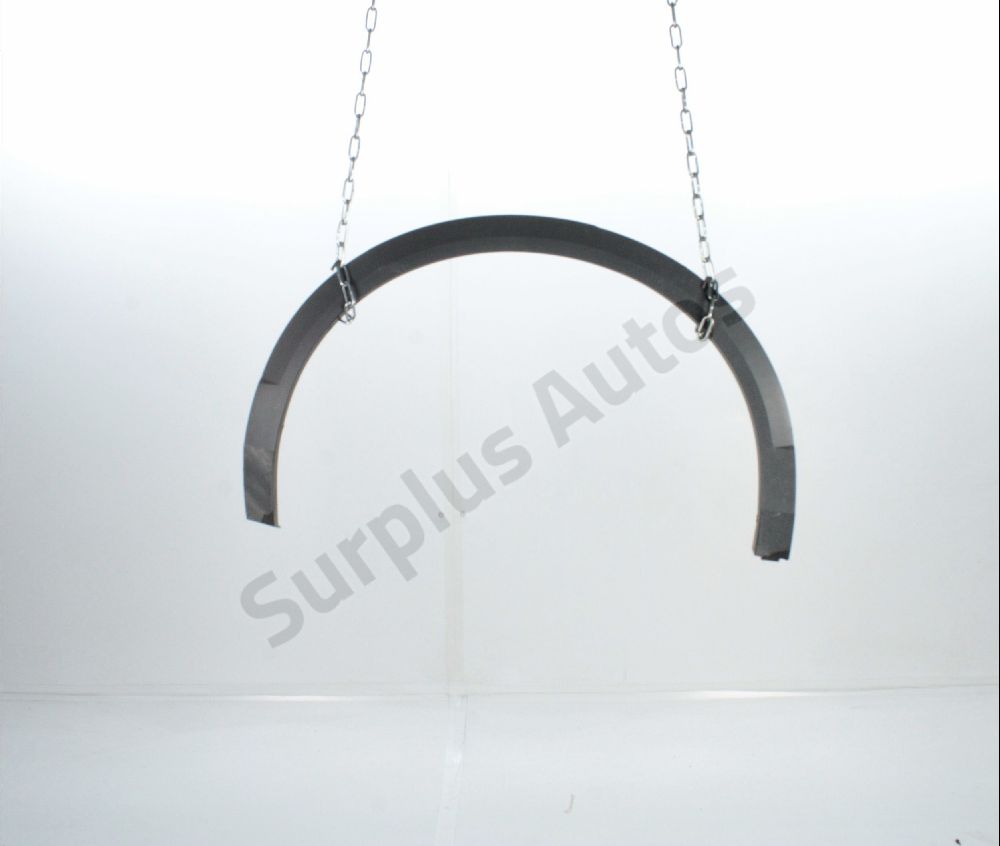 Elargisseur d'aile arrière droit