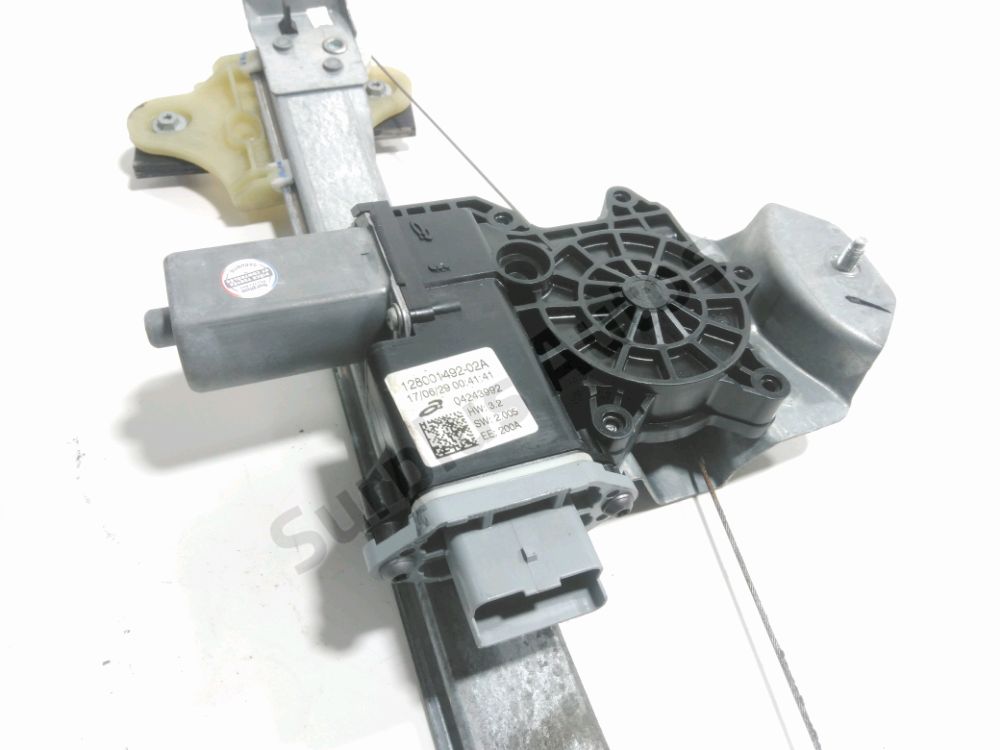 Lève-vitre électrique avant gauche