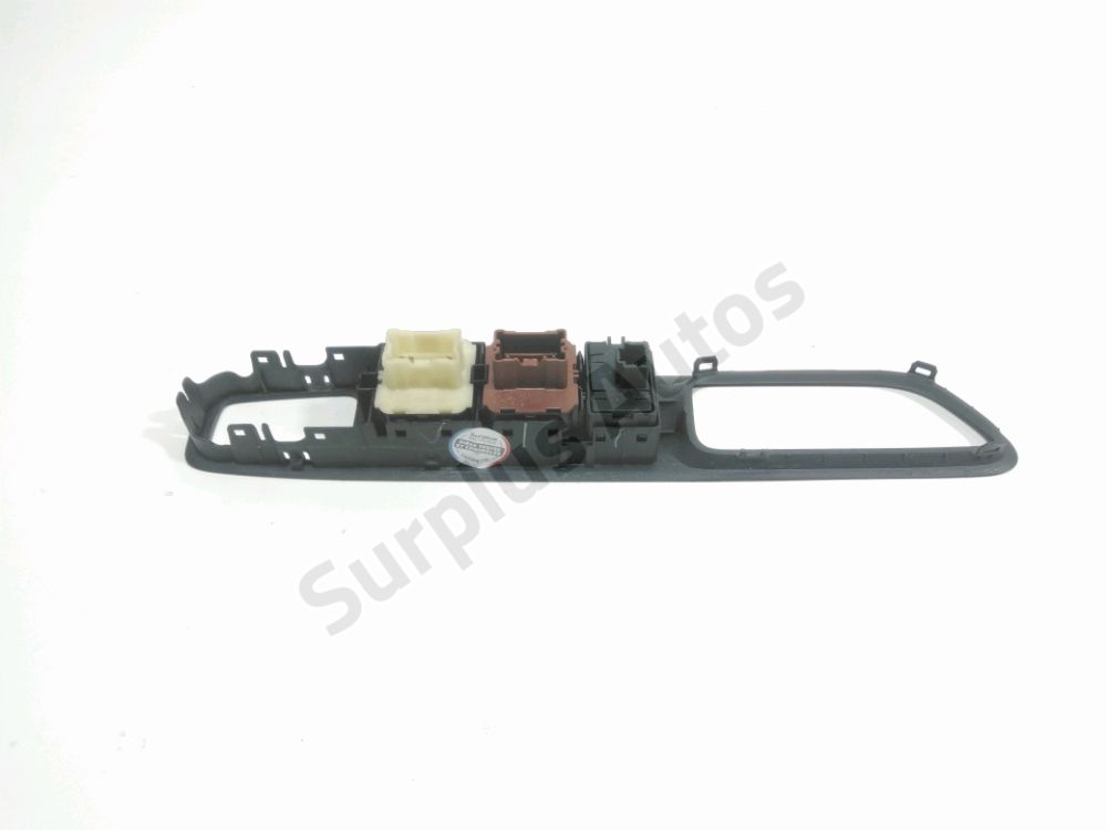 Commande lève-vitre avant gauche