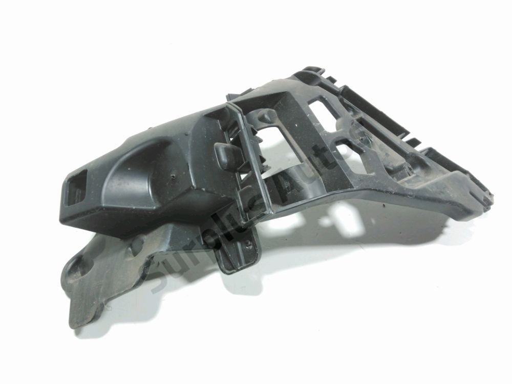 Support droit de pare-choc arrière