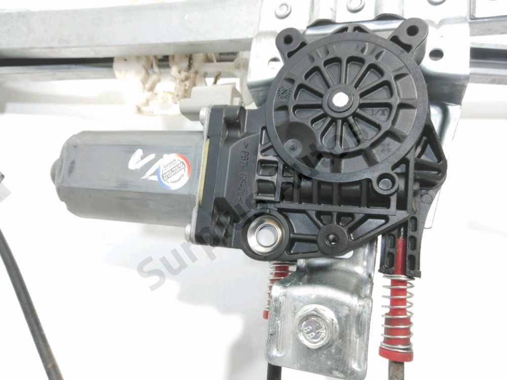 Lève-vitre électrique avant droit