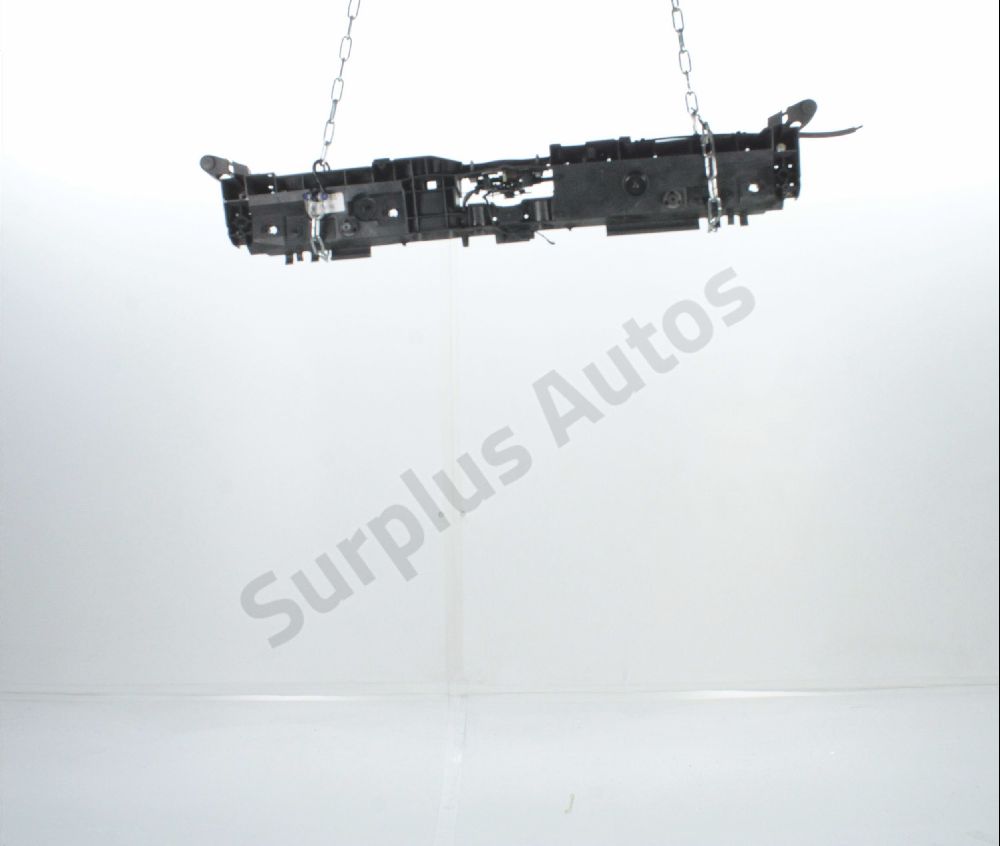 Traverse supérieure armature avant