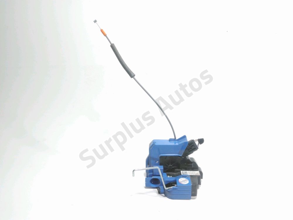 Serrure de porte avant droite