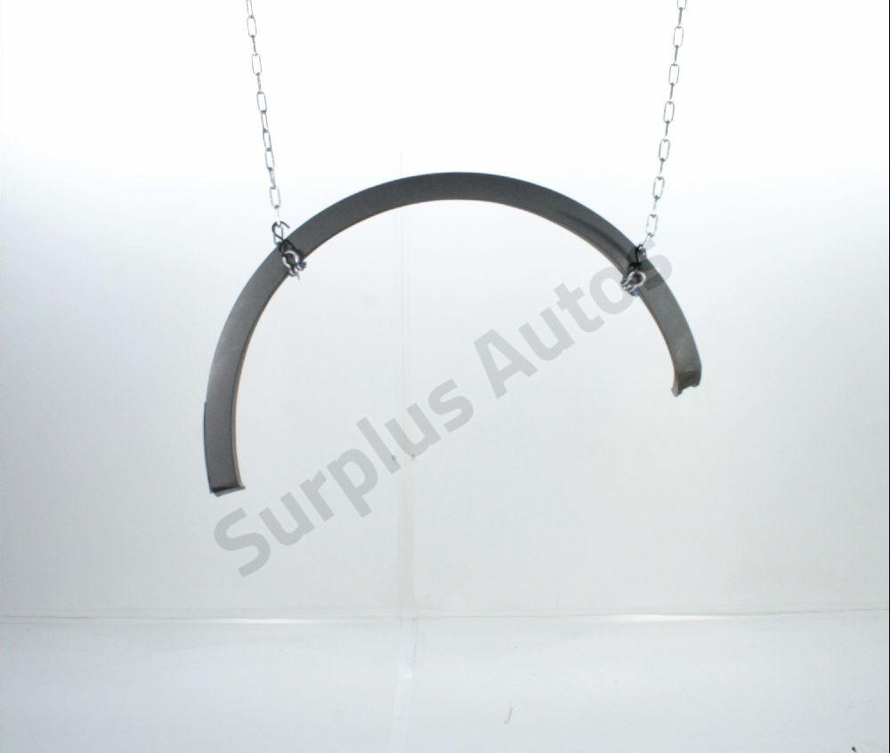 Elargisseur d'aile arrière gauche