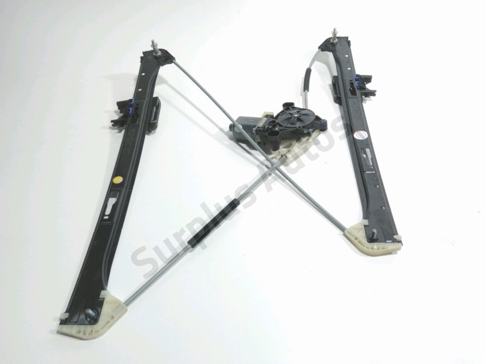 Lève-vitre électrique avant droit