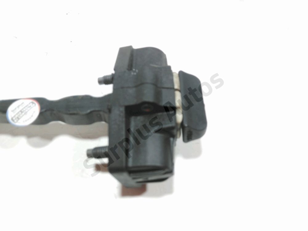 Tirant de porte avant gauche