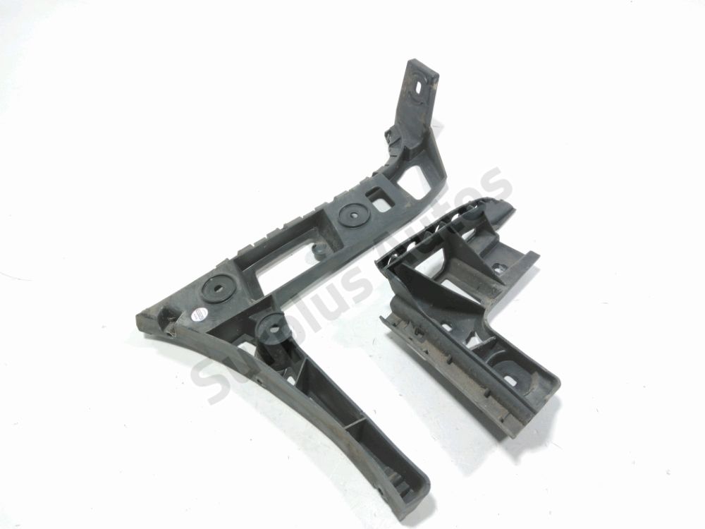 Support droit de pare-choc arriere