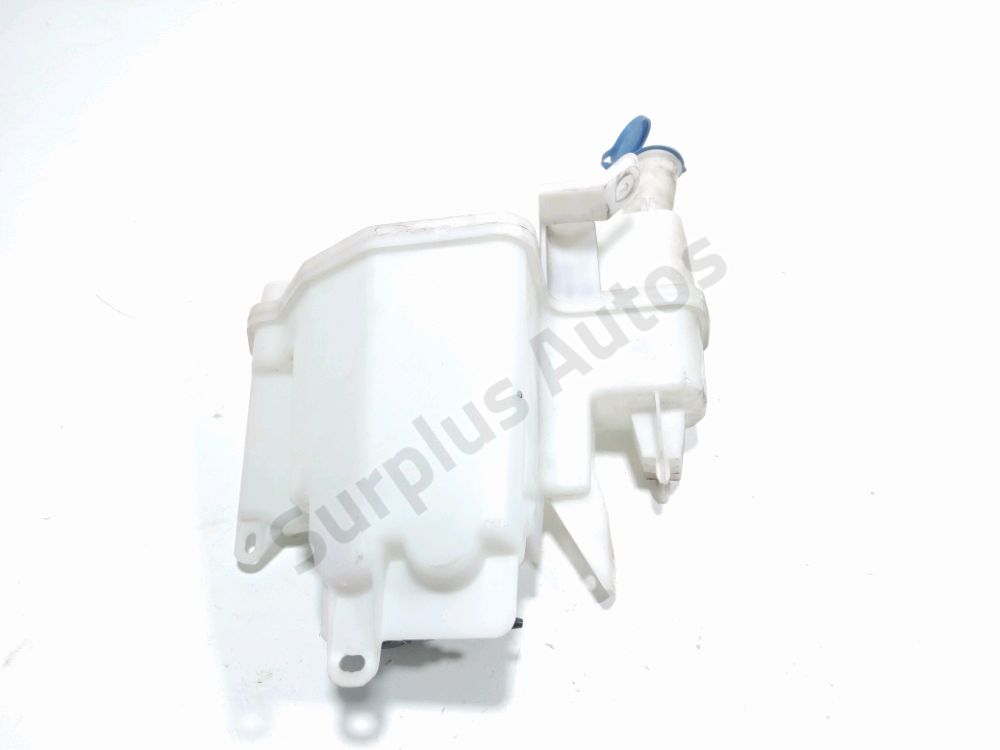 Réservoir de lave glace avant